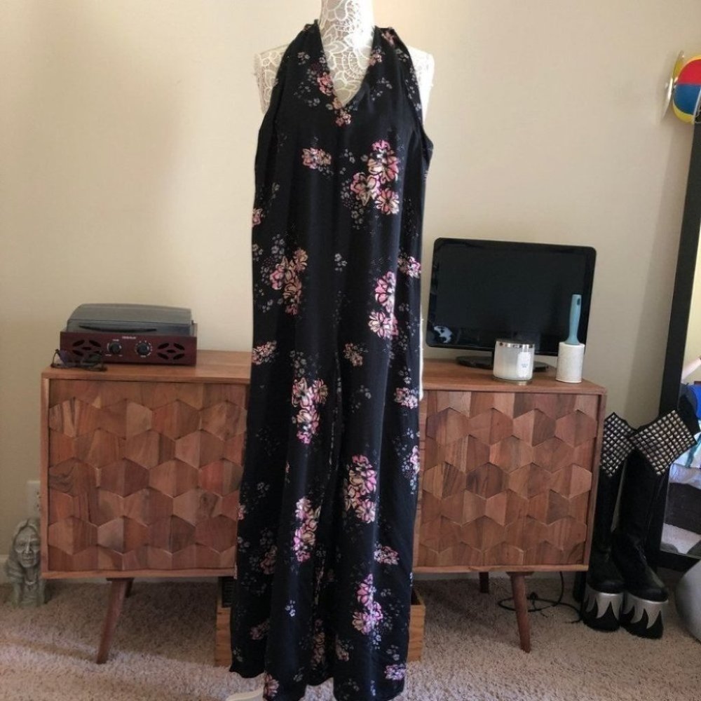 Black floral wide leg flare jumpsuit
